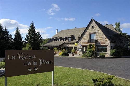 Hotel Logis Le Relais De La Poste Neuvéglise Exteriör bild